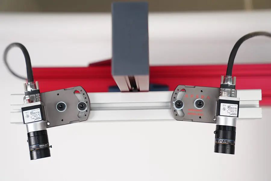 Apera AI's project implementations are made simpler with off-the-shelf components like 2D cameras.